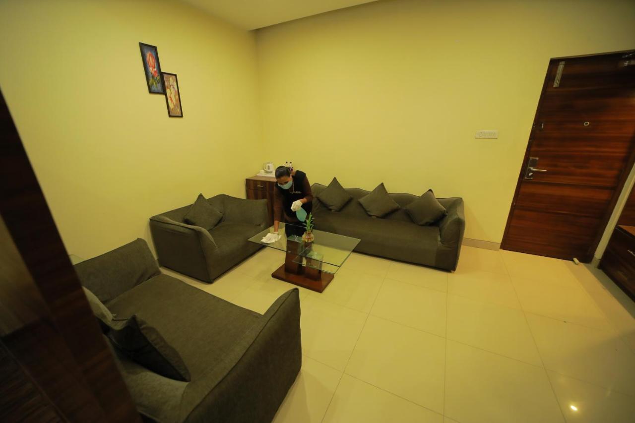 Vijaya Tej Clarks Inn Patna  Bagian luar foto