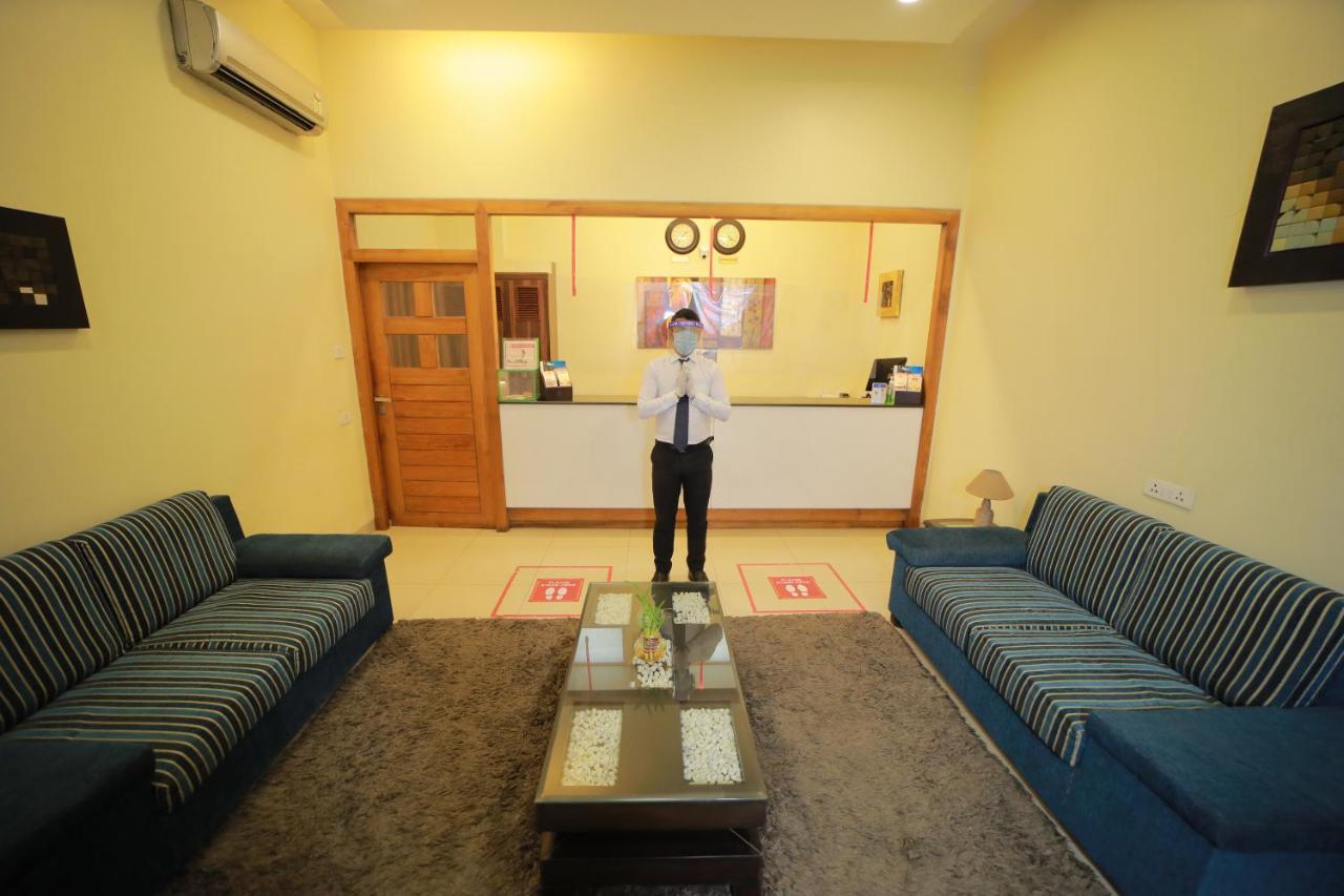 Vijaya Tej Clarks Inn Patna  Bagian luar foto