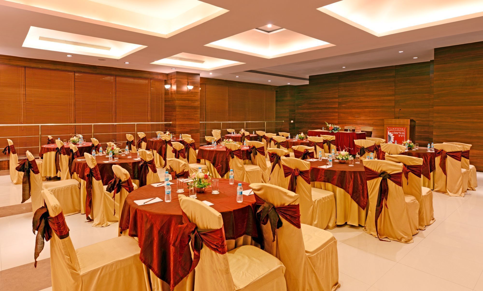 Vijaya Tej Clarks Inn Patna  Bagian luar foto